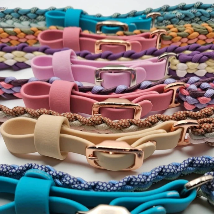 Close-up of Heritage Range Paracord Braided Reins in The Whisper Collection pastels.