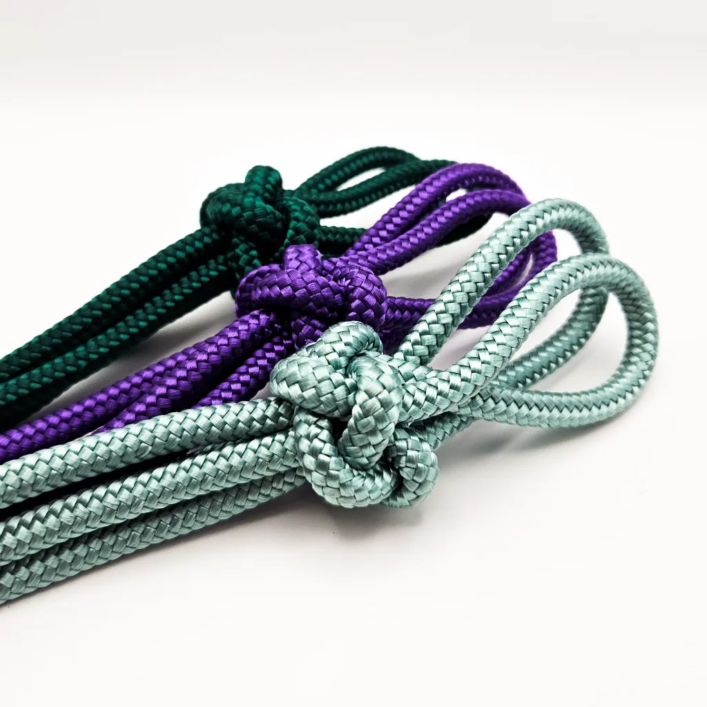 Fiador-knot-Rope-Halter-various-colours-detail