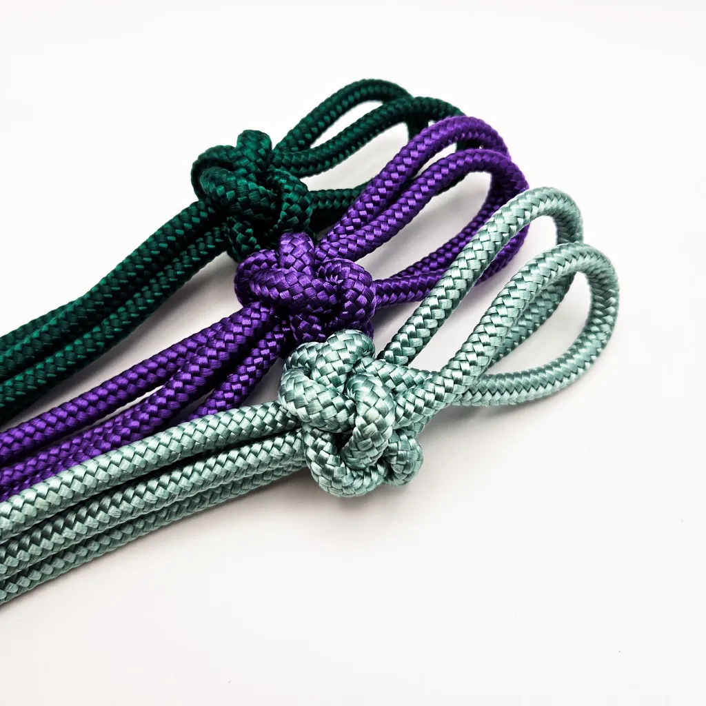 Fiador-knot-Rope-Halter-various-colours-detail